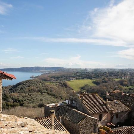 La Terrazza Nel Borgo Apartman Bracciano Kültér fotó