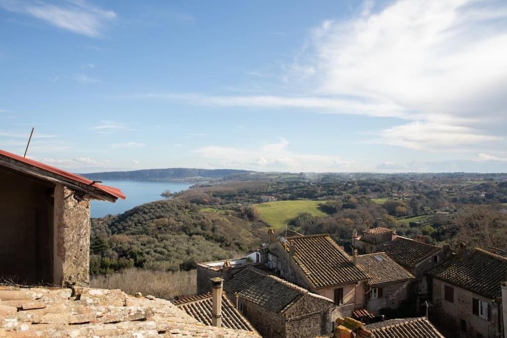 La Terrazza Nel Borgo Apartman Bracciano Kültér fotó