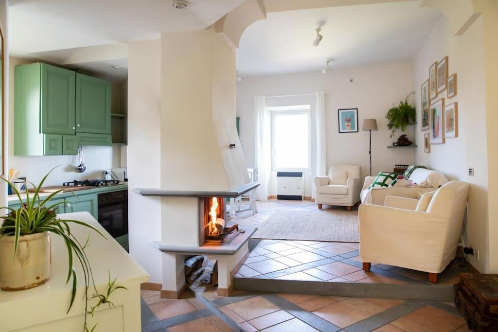 La Terrazza Nel Borgo Apartman Bracciano Kültér fotó